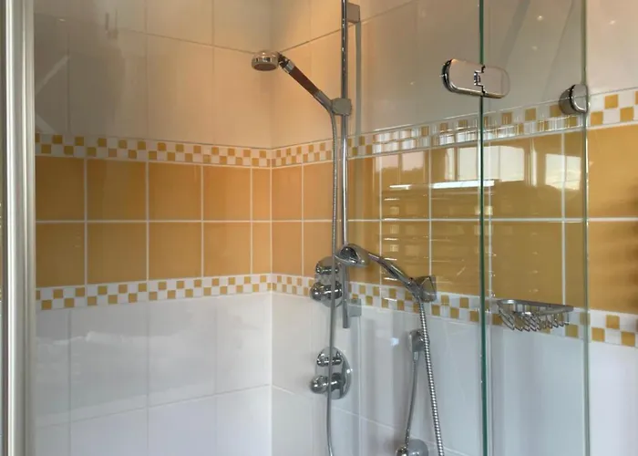 Riverside Idyllisch Direkt An Der Lahn Appartement *